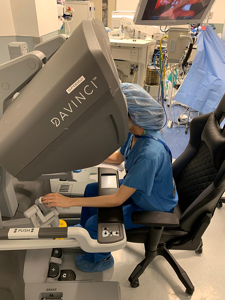 Cirugía Robótica Cáncer Riñón Miami, FL - Dr. Shirin Razdan